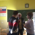 Mikuláš Dzurinda počas rozhovoru s učiteľmi z Gymnázia